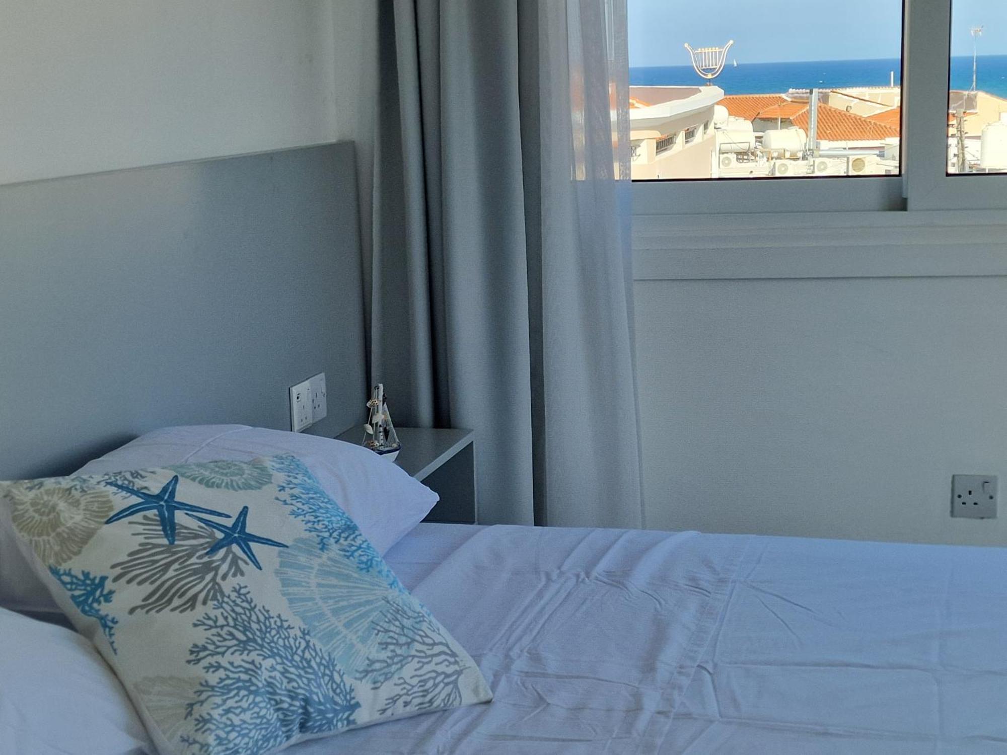 Kitieos Central Apts 100M From Finikoudes Beach Larnaca Exterior photo