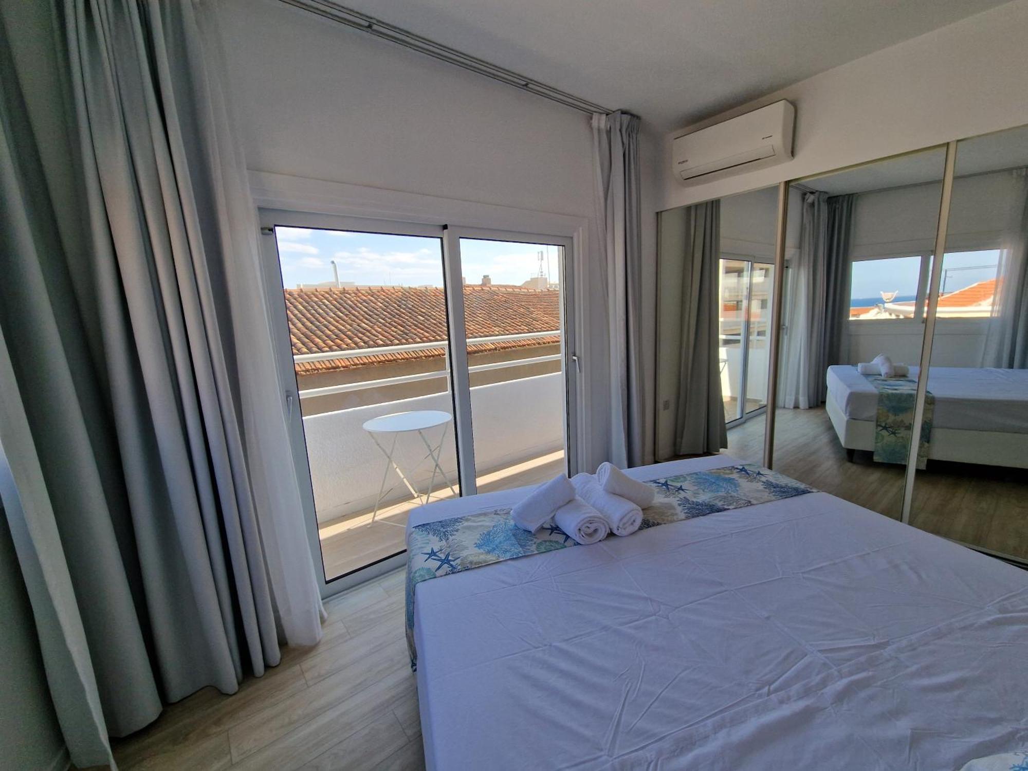 Kitieos Central Apts 100M From Finikoudes Beach Larnaca Exterior photo